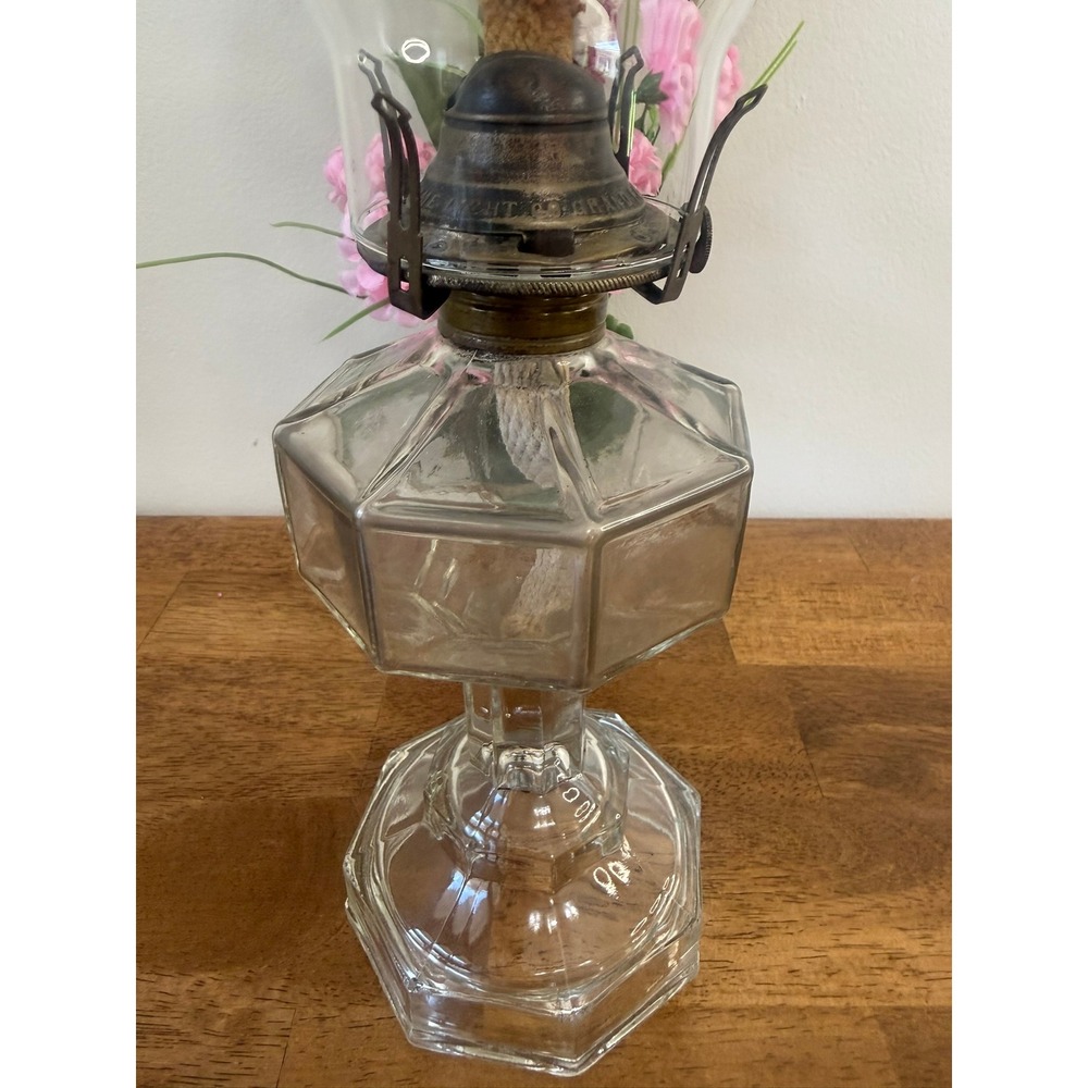 Vintage Grand Rapids Flame Light Pressed Glass Oil Lamp UV Reactive Farmhouse - Picture 5 of 15